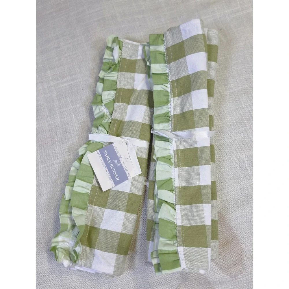 N/A green white